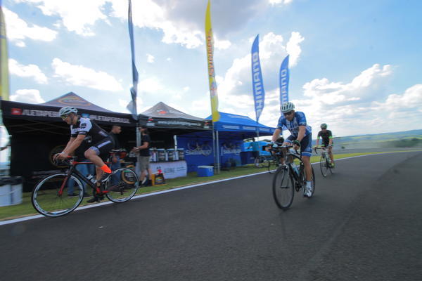 Buy your photos of the eventTraining Day on Fotop