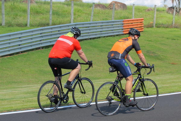 Buy your photos of the eventTraining Day on Fotop