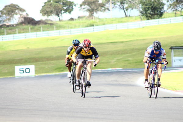 Buy your photos of the eventTraining Day on Fotop