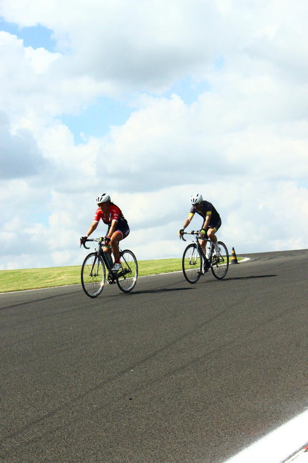 Buy your photos of the eventTraining Day on Fotop