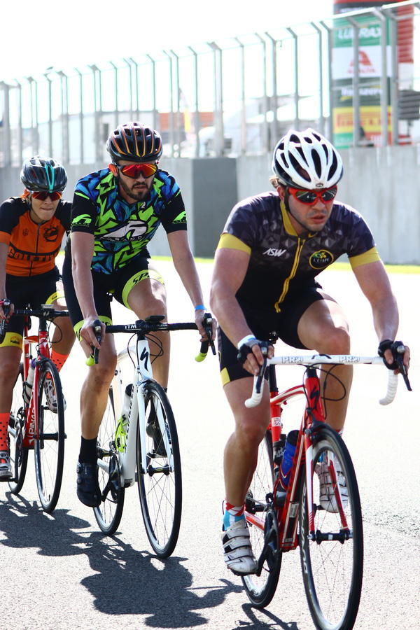 Buy your photos of the eventTraining Day on Fotop