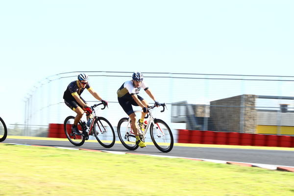 Buy your photos of the eventTraining Day on Fotop