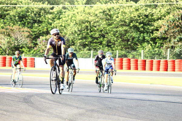 Buy your photos of the eventTraining Day on Fotop