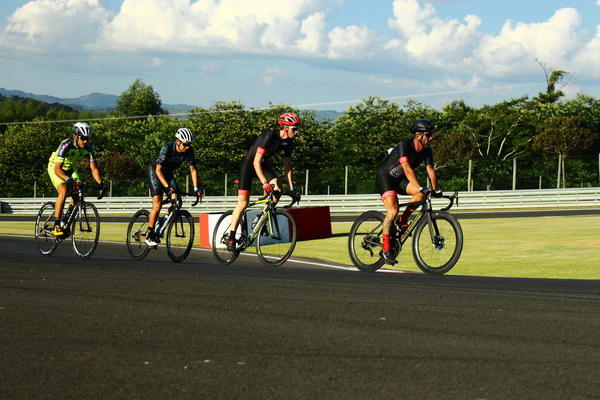 Buy your photos of the eventTraining Day on Fotop