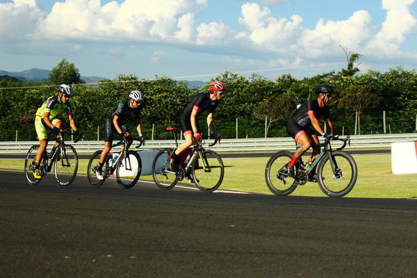 Buy your photos of the eventTraining Day on Fotop