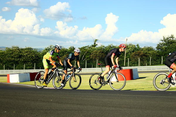 Buy your photos of the eventTraining Day on Fotop