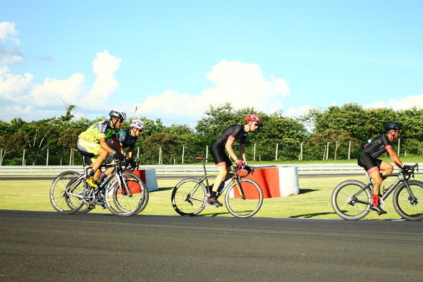 Buy your photos of the eventTraining Day on Fotop