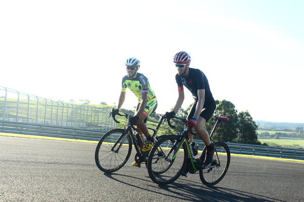 Buy your photos of the eventTraining Day on Fotop