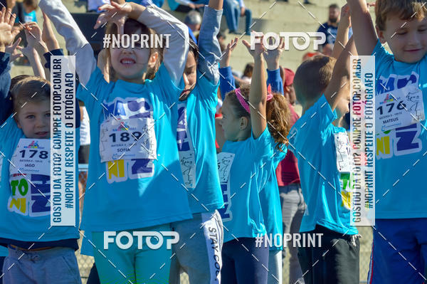 Buy your photos of the eventMARATONINHAS - CORRIDAS INFANTIS on Fotop