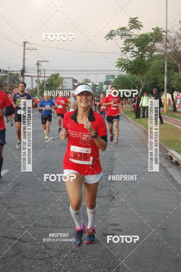 Buy your photos of the eventSantander Track&Field Run Series - Cidade Center Norte on Fotop
