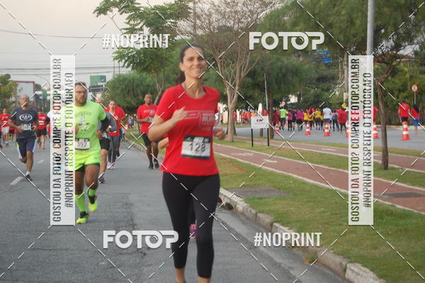Buy your photos of the eventSantander Track&Field Run Series - Cidade Center Norte on Fotop