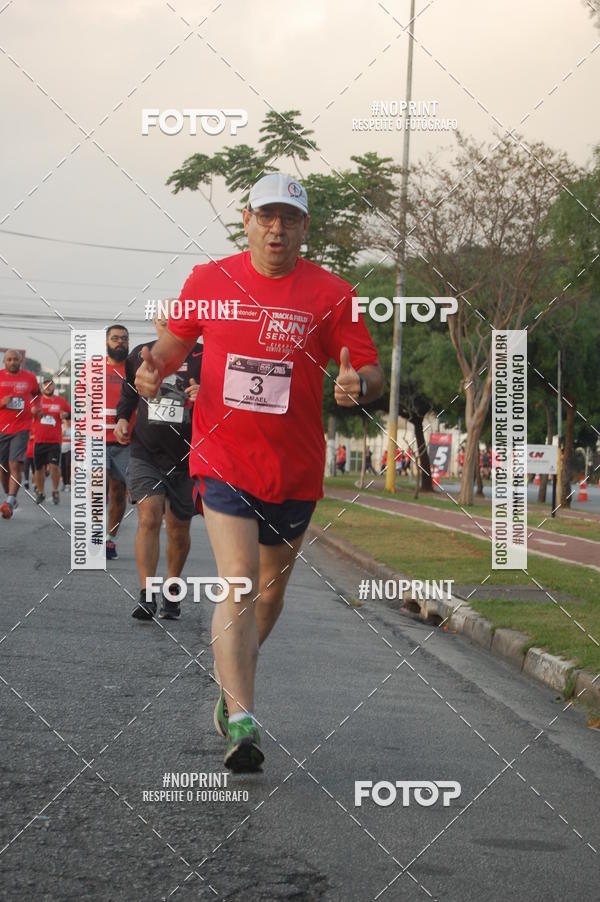 Buy your photos of the eventSantander Track&Field Run Series - Cidade Center Norte on Fotop