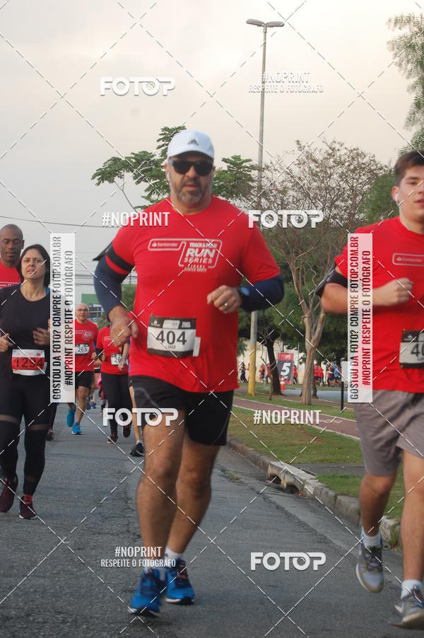 Buy your photos of the eventSantander Track&Field Run Series - Cidade Center Norte on Fotop
