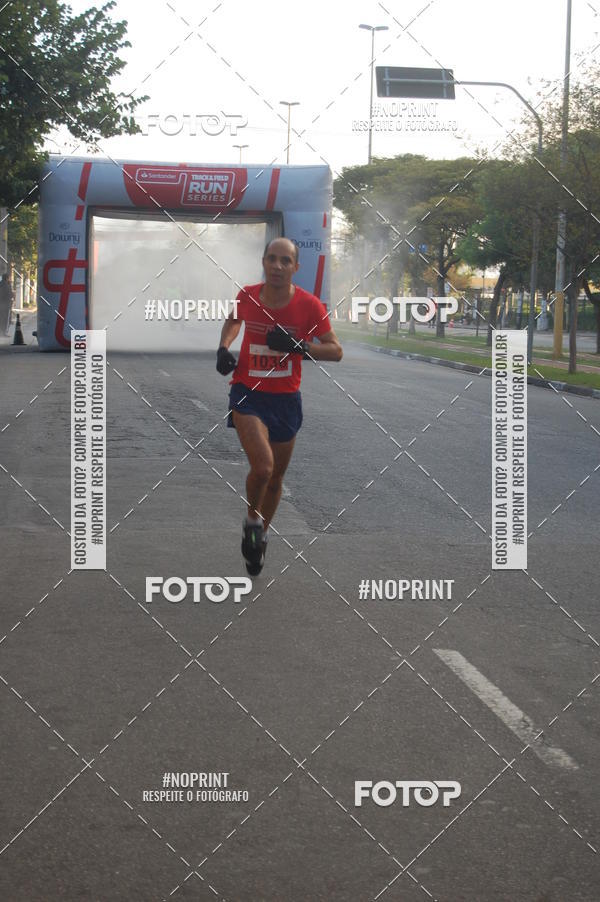 Buy your photos of the eventSantander Track&Field Run Series - Cidade Center Norte on Fotop