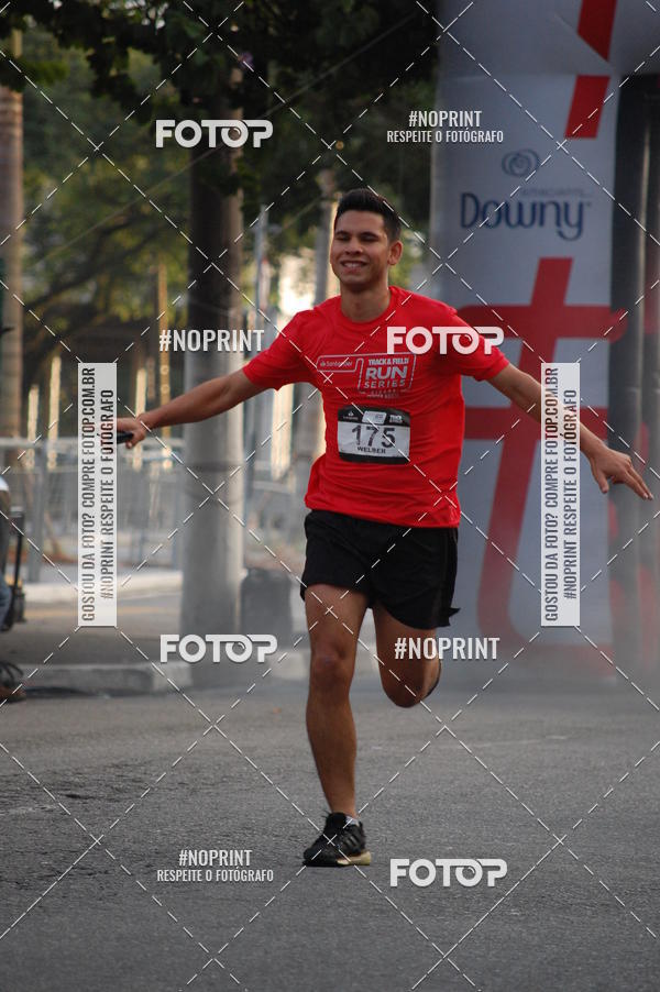 Buy your photos of the eventSantander Track&Field Run Series - Cidade Center Norte on Fotop