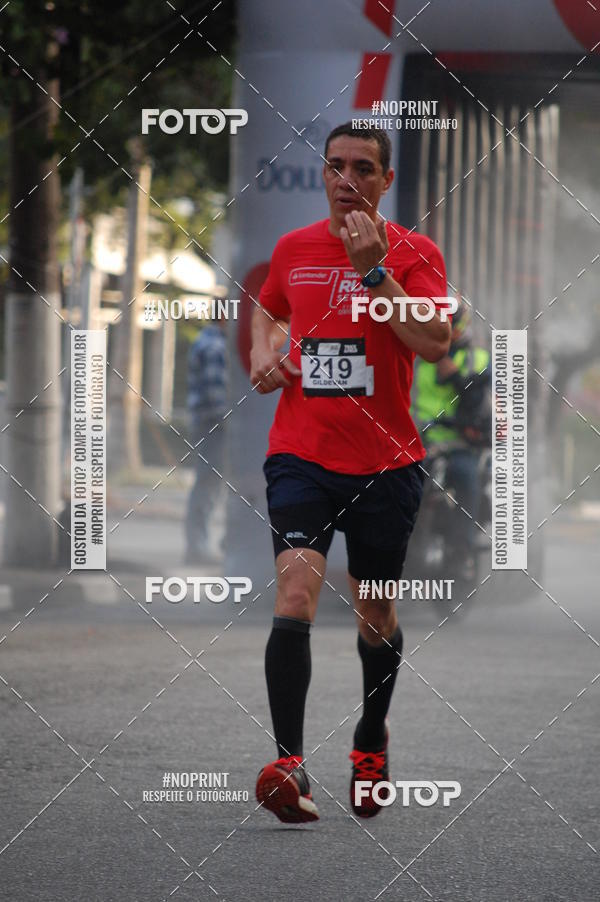 Buy your photos of the eventSantander Track&Field Run Series - Cidade Center Norte on Fotop