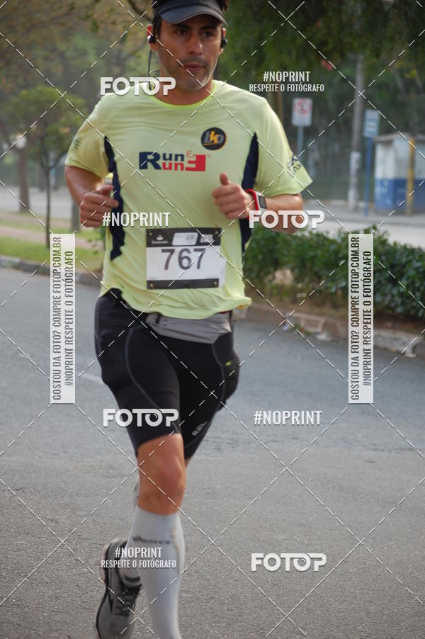 Buy your photos of the eventSantander Track&Field Run Series - Cidade Center Norte on Fotop