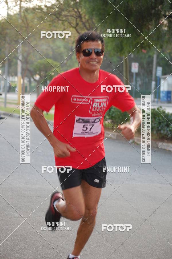 Buy your photos of the eventSantander Track&Field Run Series - Cidade Center Norte on Fotop