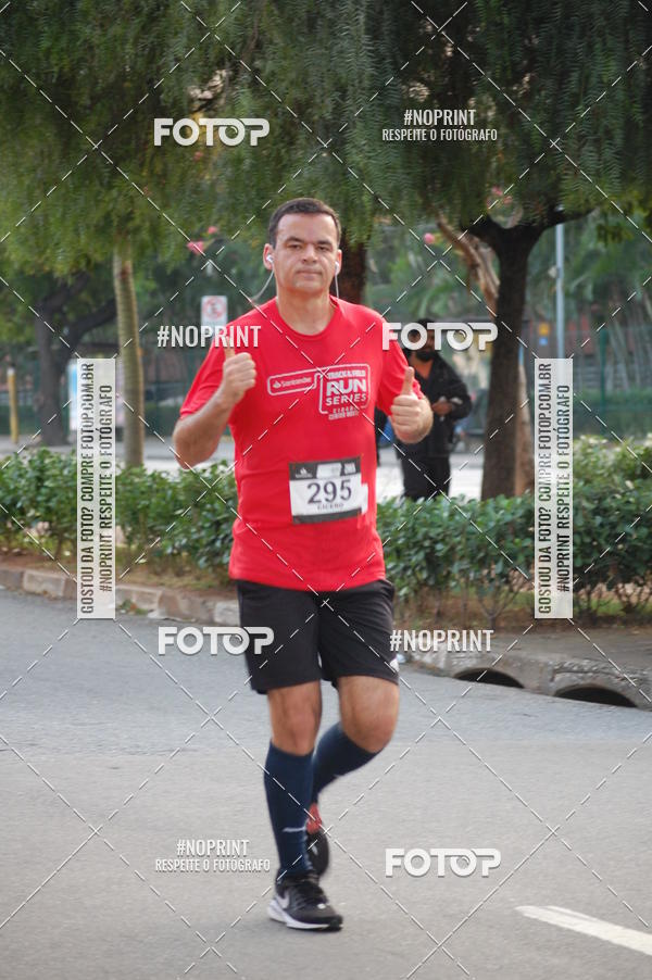 Buy your photos of the eventSantander Track&Field Run Series - Cidade Center Norte on Fotop