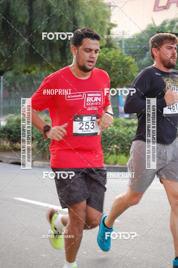 Buy your photos of the eventSantander Track&Field Run Series - Cidade Center Norte on Fotop