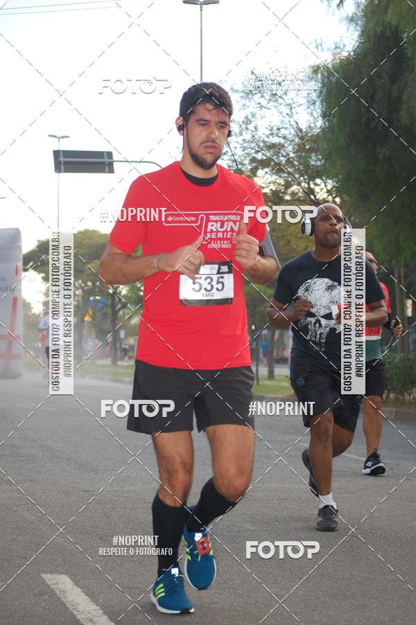 Buy your photos of the eventSantander Track&Field Run Series - Cidade Center Norte on Fotop