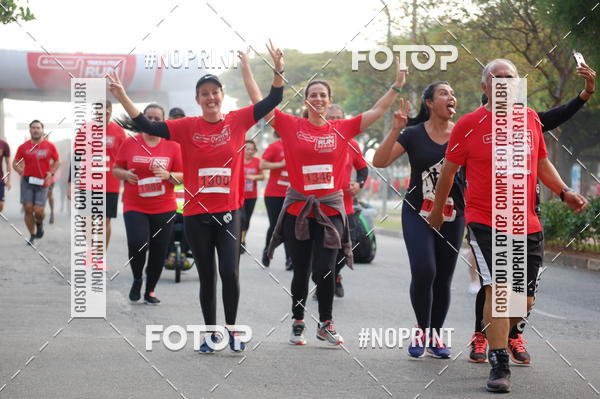 Buy your photos of the eventSantander Track&Field Run Series - Cidade Center Norte on Fotop
