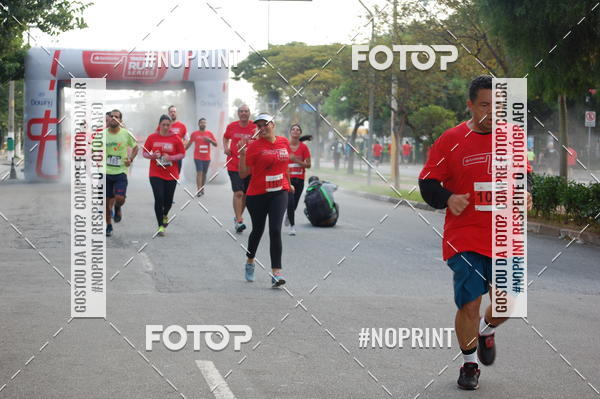Compre suas fotos do eventoSantander Track&Field Run Series - Cidade Center Norte no Fotop