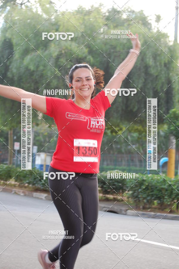 Compra tus fotos del eventoSantander Track&Field Run Series - Cidade Center Norte En Fotop