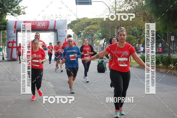 Compra tus fotos del eventoSantander Track&Field Run Series - Cidade Center Norte En Fotop