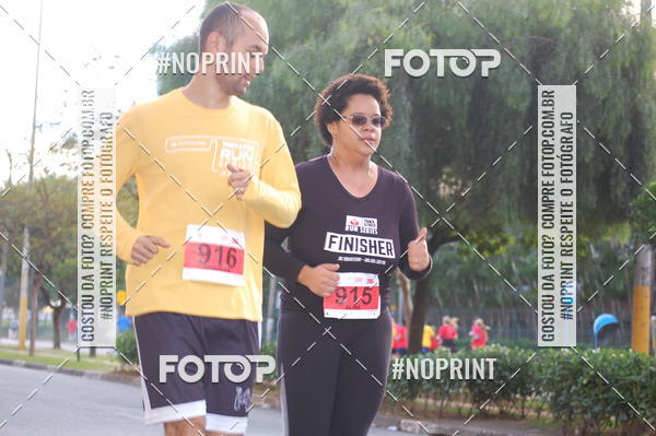 Compra tus fotos del eventoSantander Track&Field Run Series - Cidade Center Norte En Fotop