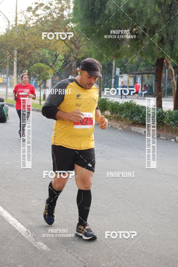 Compra tus fotos del eventoSantander Track&Field Run Series - Cidade Center Norte En Fotop