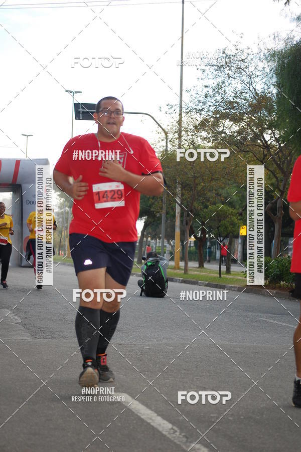 Compra tus fotos del eventoSantander Track&Field Run Series - Cidade Center Norte En Fotop