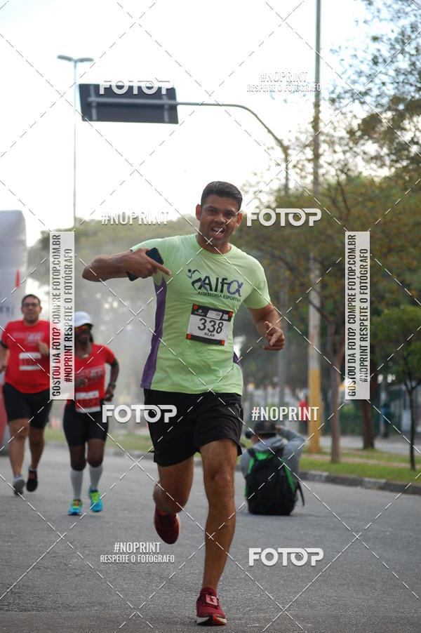 Compra tus fotos del eventoSantander Track&Field Run Series - Cidade Center Norte En Fotop