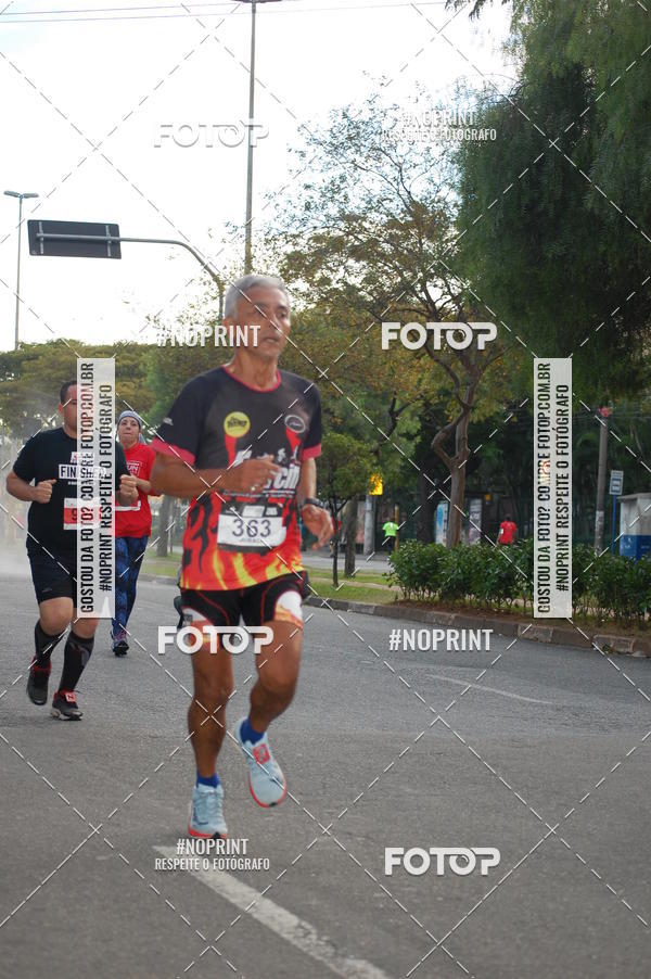 Compra tus fotos del eventoSantander Track&Field Run Series - Cidade Center Norte En Fotop