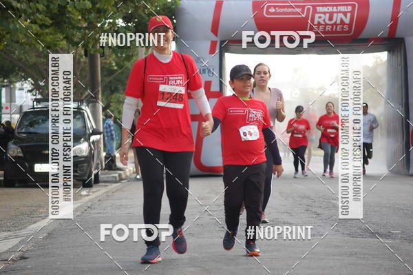 Compra tus fotos del eventoSantander Track&Field Run Series - Cidade Center Norte En Fotop