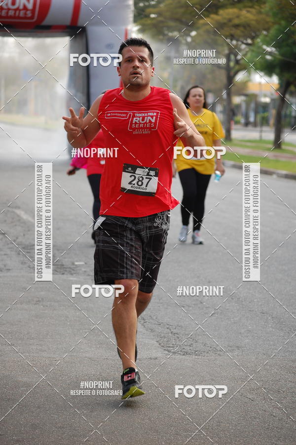 Buy your photos of the eventSantander Track&Field Run Series - Cidade Center Norte on Fotop
