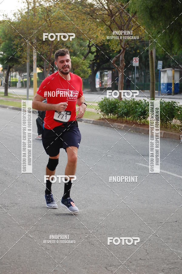 Acquista le foto dell'eventoSantander Track&Field Run Series - Cidade Center Norte in Fotop