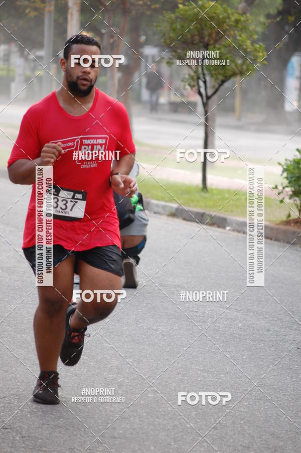 Acquista le foto dell'eventoSantander Track&Field Run Series - Cidade Center Norte in Fotop