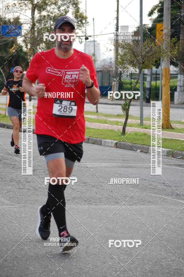 Acquista le foto dell'eventoSantander Track&Field Run Series - Cidade Center Norte in Fotop