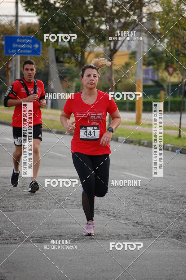 Compre as suas fotos do eventoSantander Track&Field Run Series - Cidade Center Norte no Fotop
