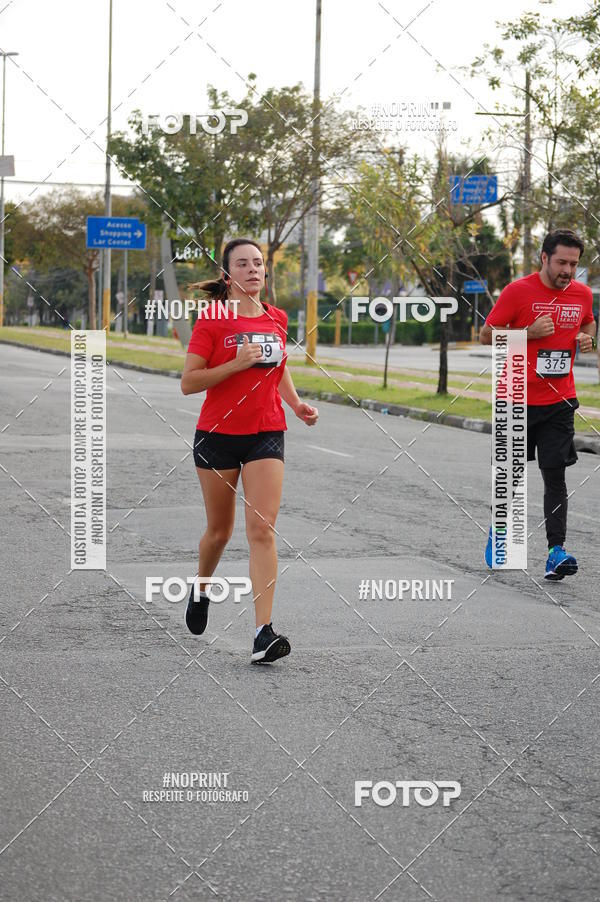 Compre as suas fotos do eventoSantander Track&Field Run Series - Cidade Center Norte no Fotop