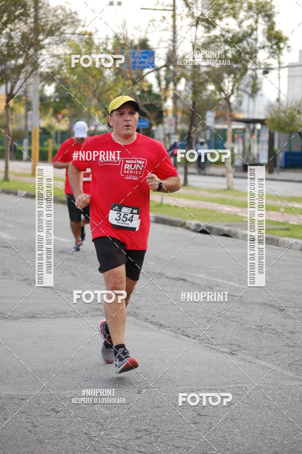 Compre suas fotos do eventoSantander Track&Field Run Series - Cidade Center Norte no Fotop