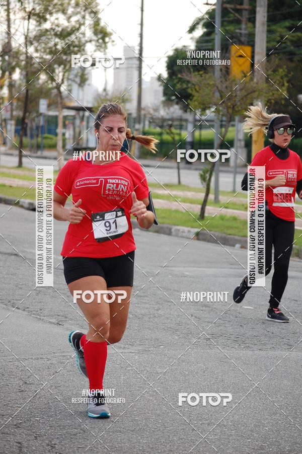 Compre suas fotos do eventoSantander Track&Field Run Series - Cidade Center Norte no Fotop