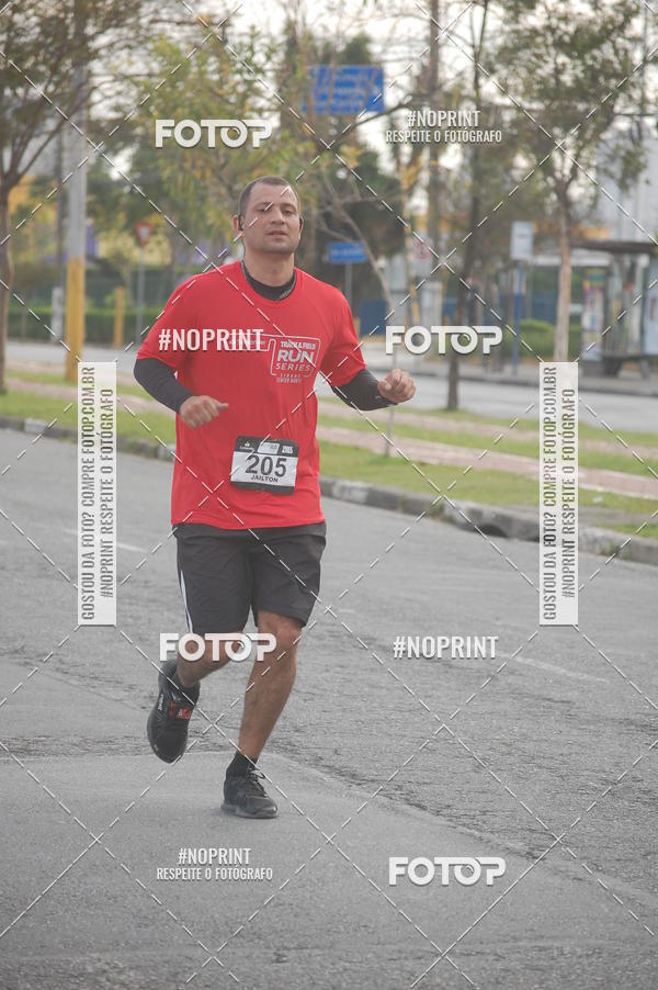 Compre suas fotos do eventoSantander Track&Field Run Series - Cidade Center Norte no Fotop