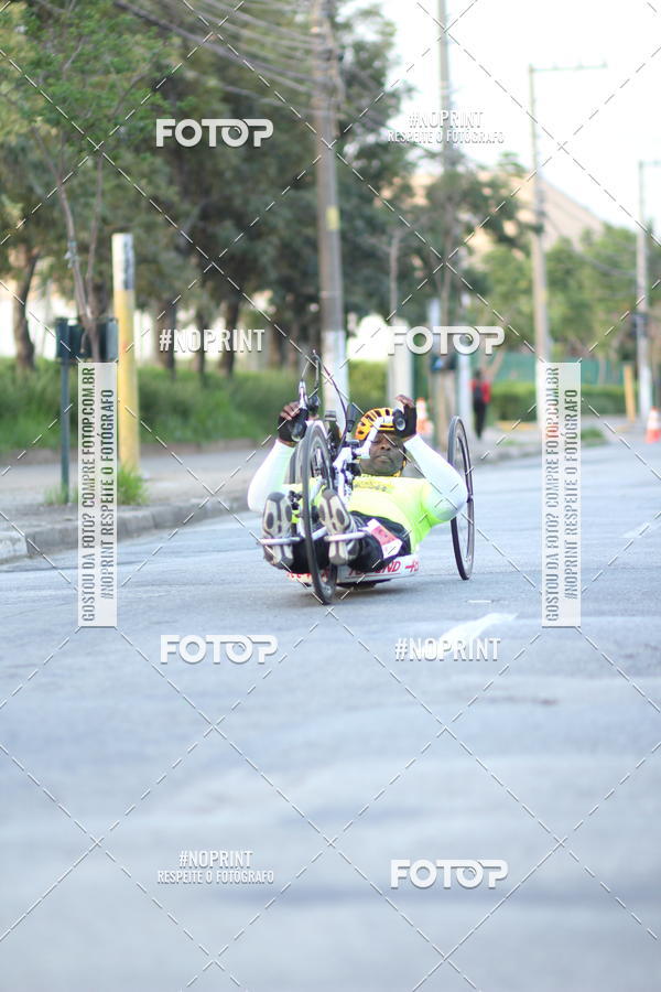 Buy your photos of the eventSantander Track&Field Run Series - Cidade Center Norte on Fotop
