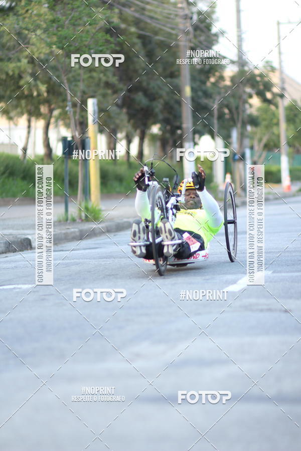 Buy your photos of the eventSantander Track&Field Run Series - Cidade Center Norte on Fotop
