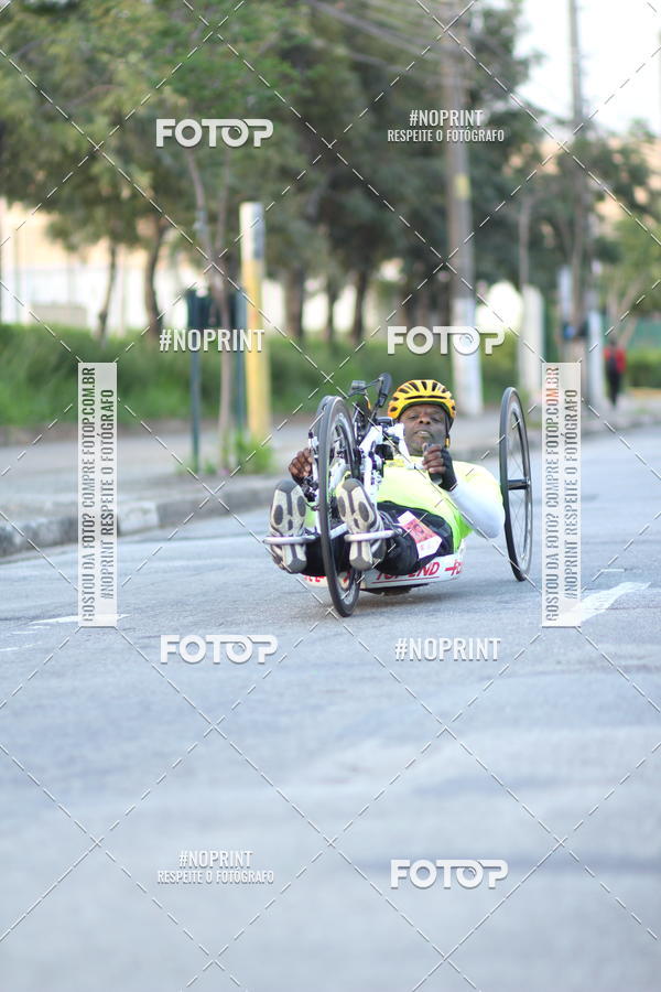 Buy your photos of the eventSantander Track&Field Run Series - Cidade Center Norte on Fotop