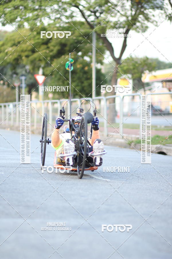 Buy your photos of the eventSantander Track&Field Run Series - Cidade Center Norte on Fotop