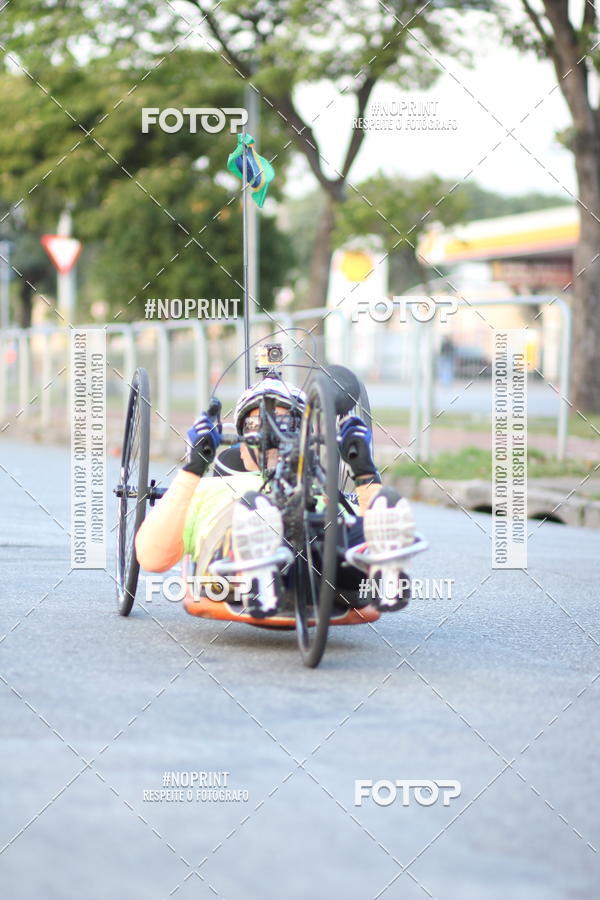Buy your photos of the eventSantander Track&Field Run Series - Cidade Center Norte on Fotop