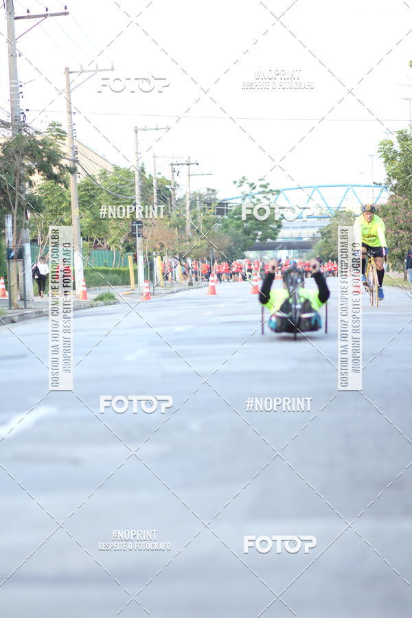 Buy your photos of the eventSantander Track&Field Run Series - Cidade Center Norte on Fotop